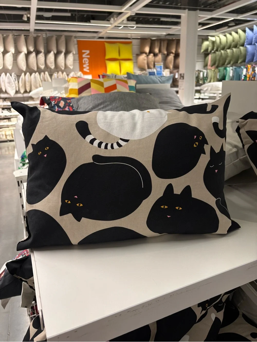 IKEA Black Cat Pattern Cushion pillow Cover for bed or sofa adorable kitty kats